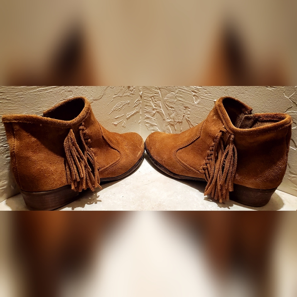Women's Size 8 Minnetonka 1523 Brown Suede Fringed Side Zip Heeled Ankle Boots - Picture 9 of 11